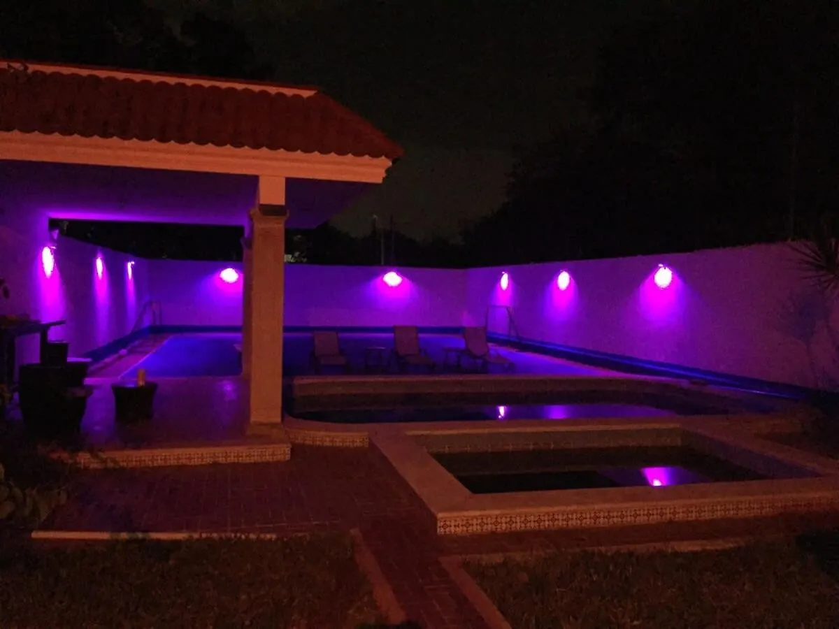 Holiday home Accommodation For 2 With Swimming Pool - Loft Merida